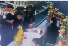 Кража терминала из магазина попала на видео в Уральске