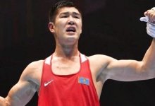 Чемпион мира из Казахстана с победы стартовал на малом ЧМ-2023 по боксу