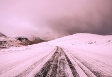 Участки дорог закрыли для движения авто в двух областях республики