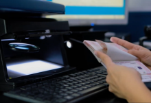 Граждан Таджикистана с поддельными документами задержали при въезде в Казахстан