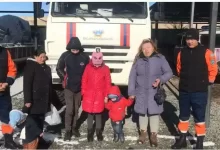 Таксист бросил женщин с детьми в непогоду на перевале в Алматинской области