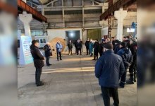 С работниками завода встретился кандидат в депутаты от ОСДП в Талдыкоргане