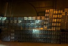 Крупную партию сигарет пытались провезти контрабандой через казахстанскую границу