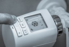 Две поликлиники и детсад остались без тепла в Павлодаре