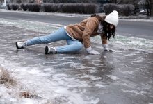 Около 300 человек получили травмы из-за гололеда в Семее