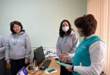 Кандидаты партии AMANAT посетили амбулаторию в жилом массиве Коктал