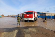 Сотрудники ДЧС спасли от подтопления несколько сел в Атырауской области