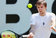 Двое казахстанских теннисистов завершили выступления в одиночном разряде "Мастерса"