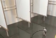 Студентов медколледжа пришлось эвакуировать в Уральске из-за потопа