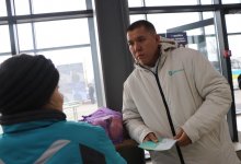 Цены на продукты, пенсии, зарплаты: о чем говорили кандидатам на сельсхозярмарке в Павлодаре