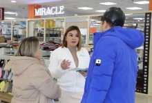 Кандидаты в депутаты провели агитацию в торговом доме Костаная