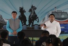 Качество дорог обсудили аманатовцы с избирателями Атырауской области