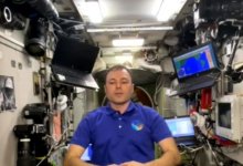 Российский космонавт поздравил казахстанцев с Наурызом с орбиты на казахском