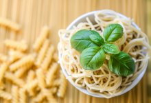 Из-за посредников макароны продавали на 40% дороже в магазинах СКО