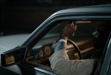 Нетрезвый мужчина повредил три автомобиля в Караганде