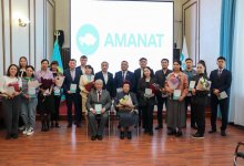 Жители Астаны и Павлодарской области пополнили ряды партии AMANAT