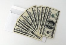 Экс-подполковника полиции судили за взятку в Мангистау