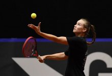 Елена Рыбакина приступила к тренировкам перед матчем с Польшей