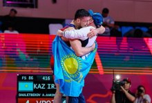 Токаев поздравил победителей и призеров ЧА по греко-римской, вольной и женской борьбе