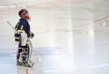 Юношеская сборная Казахстана по хоккею одержала победу над командой Франции