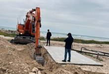 Жителя Актау возмутило строительство туалета рядом с Каспием