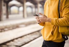 Подросток закидал камнями поезд на станции Шамалган