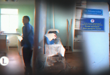 Антисанитария, уличный туалет: как поселок под Алматы выживает без поликлиники