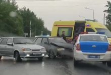 Авто врезалось в скорую, везущую пациентку с инфарктом в Костанае