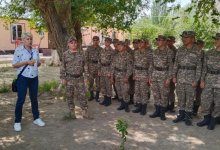 Представитель комитета "Сердца матерей" посетила воинскую часть в Жаркенте