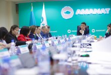 "Запретить продажу электронных сигарет": петицию подписали 19 тысяч родителей в РК