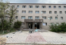 В притон для бездомных превратилось здание лишенного лицензии университета в Актау