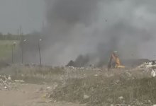 Три дня горит мусорный полигон в Уральске