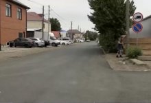 Не дождались: предприниматели своими силами заасфальтировали дорогу в Уральске