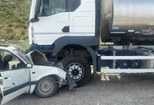 Два человека пострадали из-за столкновения легкового авто и грузовика в Жетысу