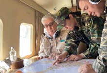 Президент с воздуха осмотрел пострадавшие от пожара территории в Абайской области