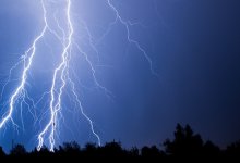 Дождь и гроза ожидаются на большей части территории Казахстана