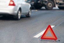 Два автомобиля столкнулись и перевернулись в Астане