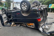 Автомобиль перевернулся на оживленной улице Павлодара