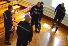 Заключенный подавился конфетой и чуть не умер в Караганде