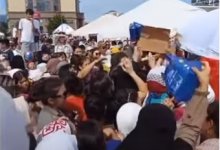 Давка с воплями образовалась из-за раздачи подарков на Курбан айт в Атырау (ВИДЕО)