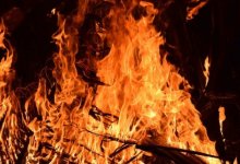 Сухая трава горит в ЗКО: в регионе эвакуируют людей