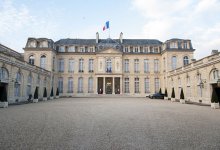 Отрезанный палец прислали в резиденцию президента Франции