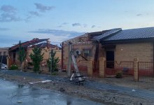 Крыши домов снесло из-за непогоды в Атырау