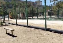 Дети остались без футбольного поля из-за ремонта труб в Актау