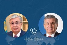 Токаев поздравил Мирзиёева с днем рождения