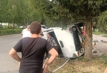 Автомобиль перевернулся в результате ДТП в Риддере