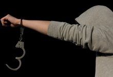 Изнасилование дочерей в Алматинской области: мужчине продлили арест