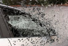 Водитель устроил погоню на угнанном авто и врезался в здание в Кокшетау