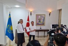 Отметили гражданина Турции, спасшего из пожара мать и троих детей в Алматы