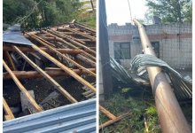 Кровлю с сельской школы сорвал ветер в ВКО